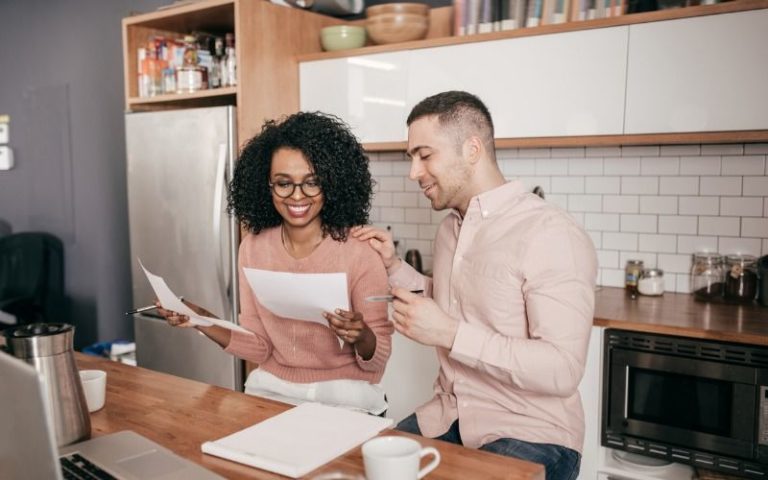 8 Ways Situationship Culture Shapes Women Entrepreneurs’ Commitment to Career and Business Growth