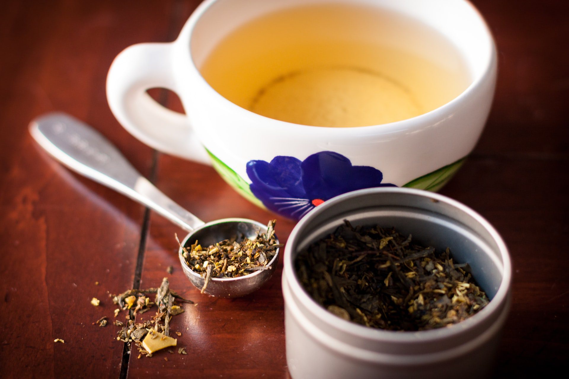 Calming Teas: Soothing Rituals to Enjoy Daily