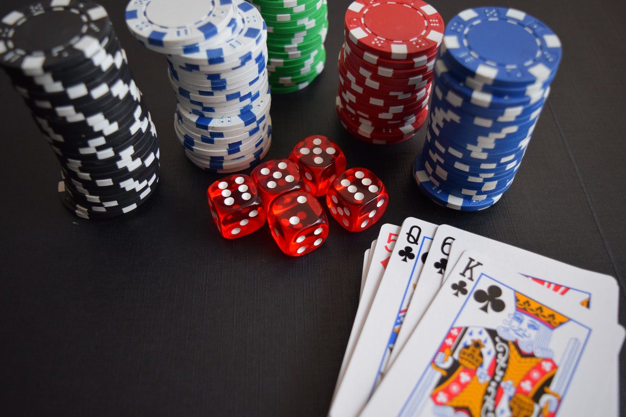 5 Tips for a Fun Poker Night