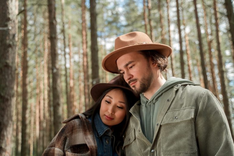 Proposal Transparency in Relationships: What It Is and How It’s Changing Traditional Engagement Dynamics