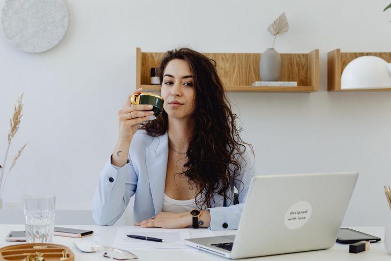 10 Coffee Machines That Boost Productivity for Women Entrepreneurs