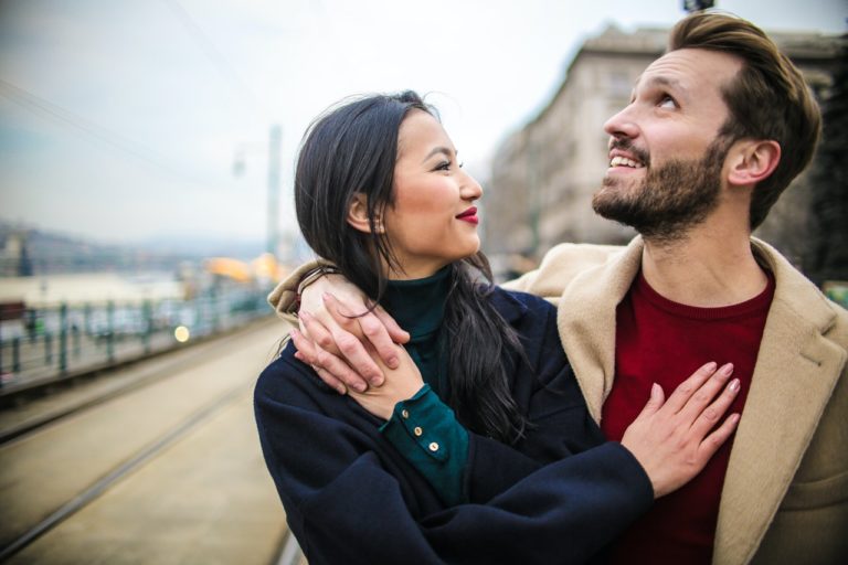 Future-Aligned Dating: Why People Discuss Long-Term Goals Earlier in Relationships