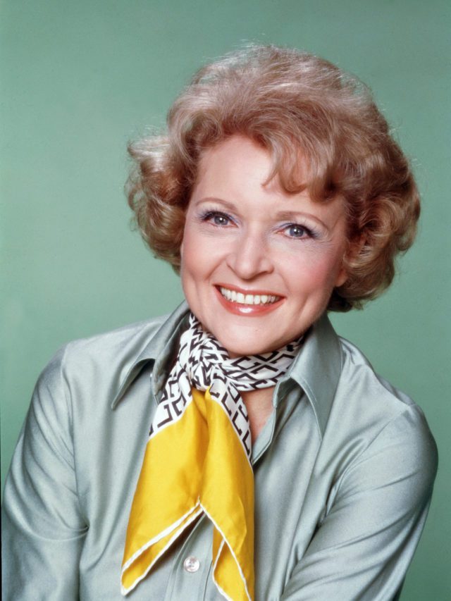 Fashion Lessons To Learn from Betty White4