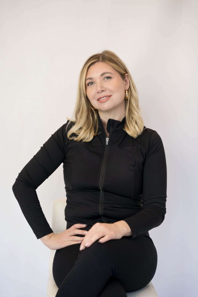 Victoria Simon Contourology