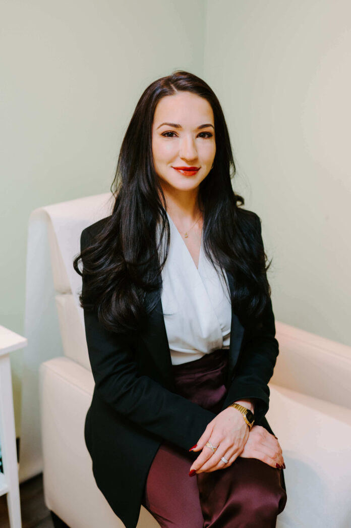 Dr. Yelena Deshko Lumèr