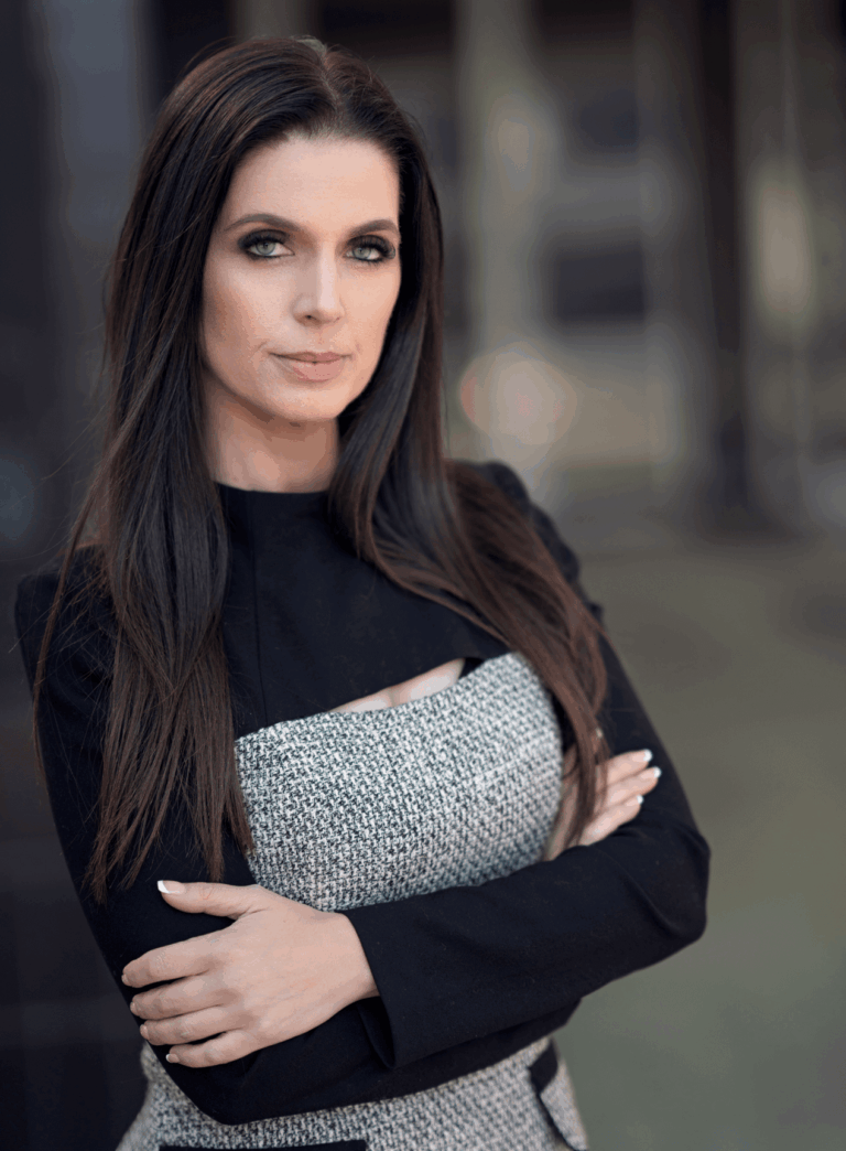 Adriana Brusi on Building Crowds Now: Redefining Marketing Through Human Connection